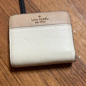 Kate Spade Cream and Tan Women's Wallet